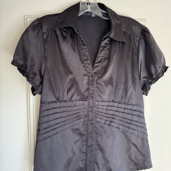 Short sleeve Satin Shirt - Picture 1 of 4
